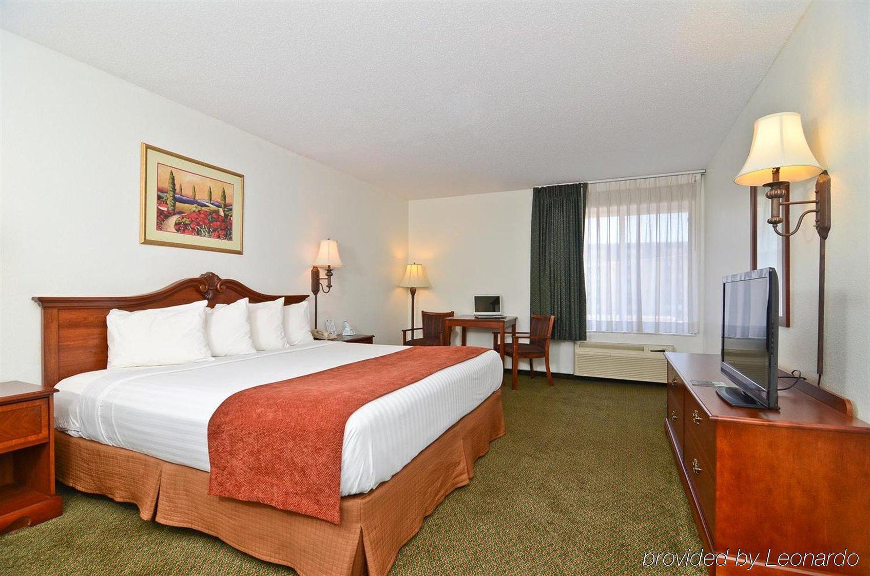 Hotel Econo & 2*