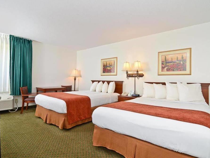 Econo & Hotel 2*