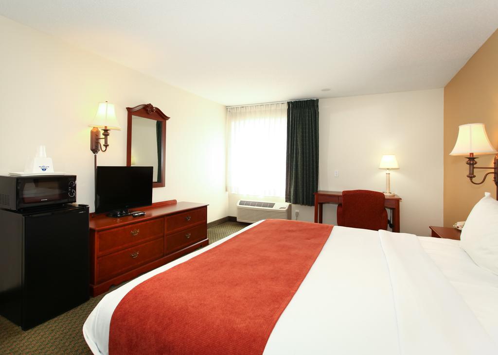 Econo & St Louis Hotel Fairview Heights